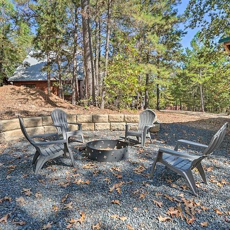 Stylish Cabin By Beavers Bend Hot Tub And Fire Pit 브로큰보우 외부 사진