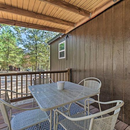 Stylish Cabin By Beavers Bend Hot Tub And Fire Pit 브로큰보우 외부 사진